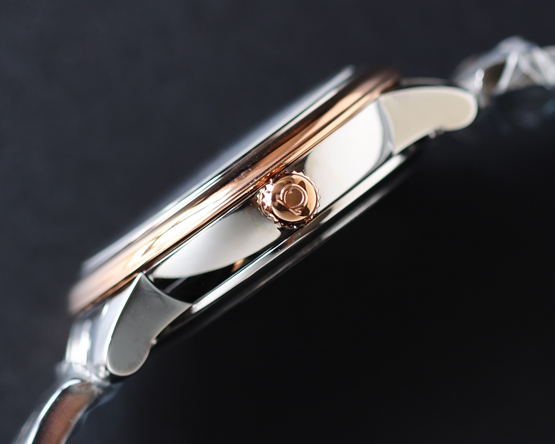 Omega De Ville Series 424.10.33.20.55.002