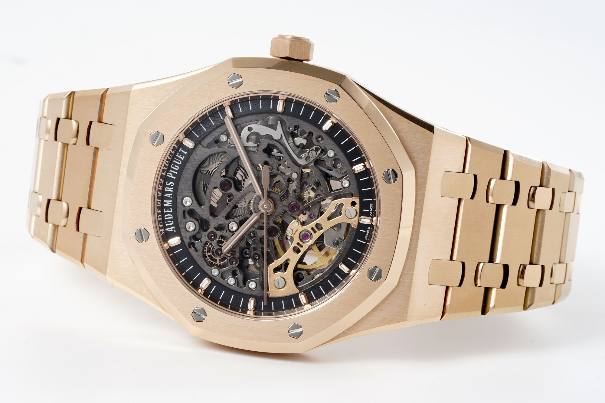 Audemars Piguet Royal Oak Offshore 15407ST.OO.1220ST.01 men's mechanical watch