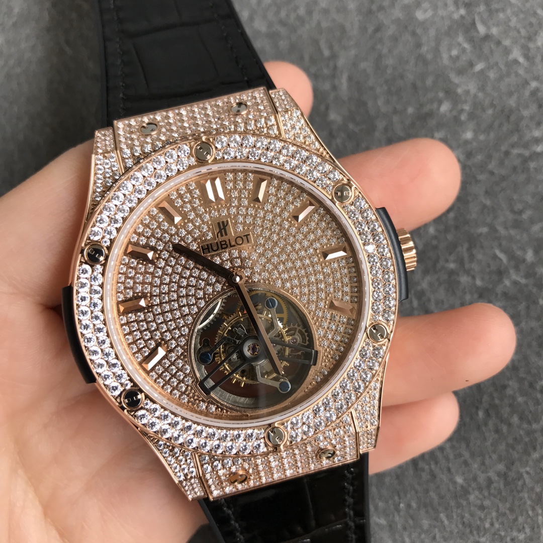 Hublot series tourbillon uniquely creates the thinnest tourbillon watch in the classic fusion series