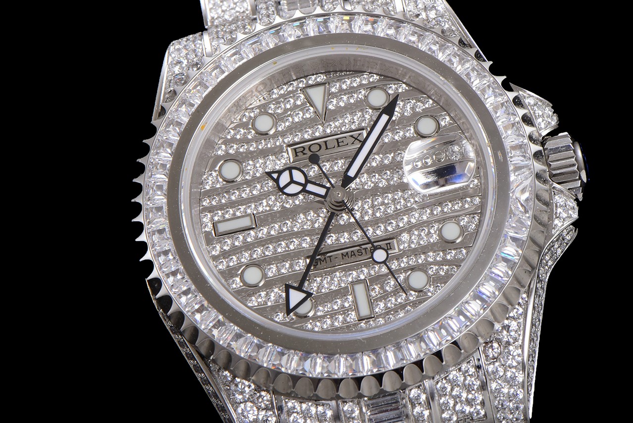 Rolex Greenwich II with pavé diamonds——ROLEX116769TBR-74779B