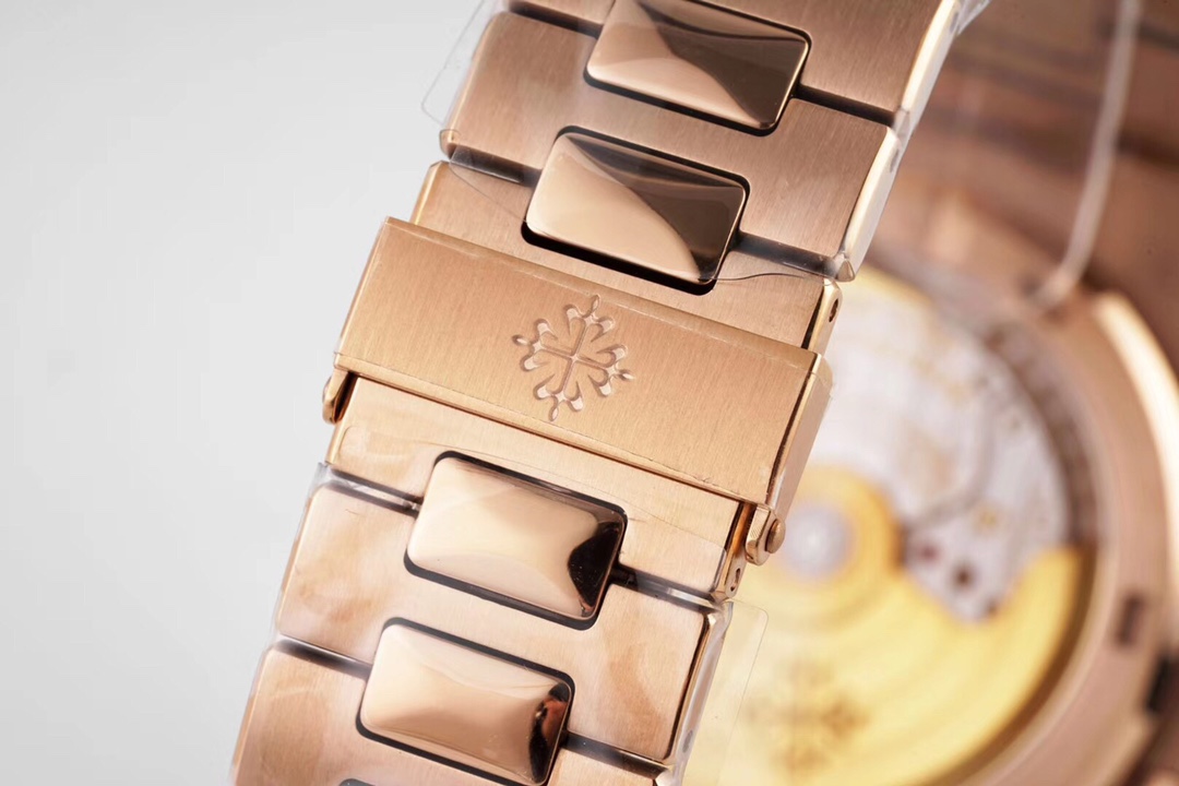 Patek Nautilus 5711 Pattek co-branded Tiffany global limited edition!