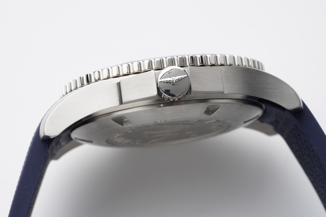 Longines Concas in the water, the glory comes.