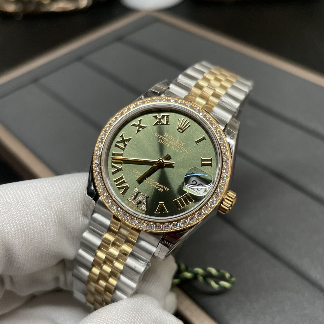 Rolex Women's Datejust 31MM Datejust Watch!