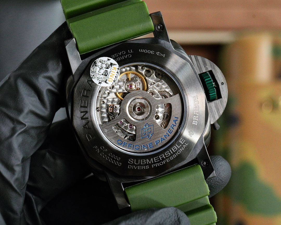 Panerai's new SUBMERSIBLE BMG-TECH™ ─ 47 mm sn