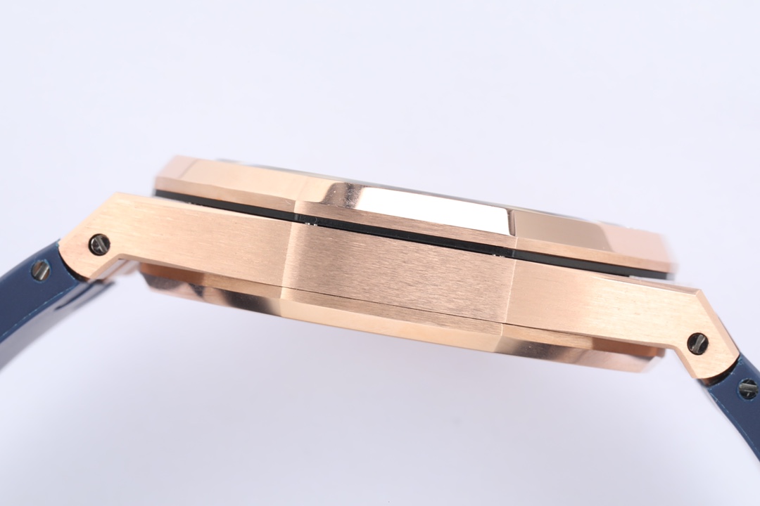 The Audemars Piguet Royal Oak Tourbillon is more comfortable to wear with