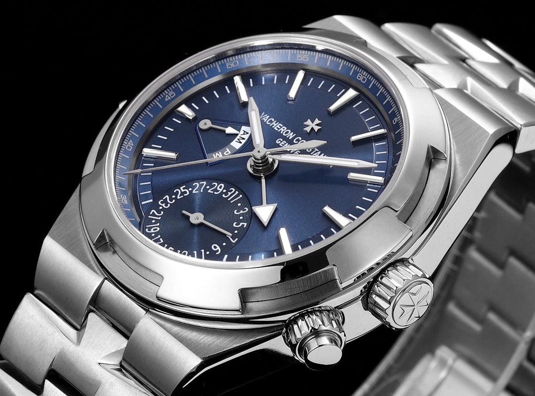 Vacheron Constantin 7900V series, with