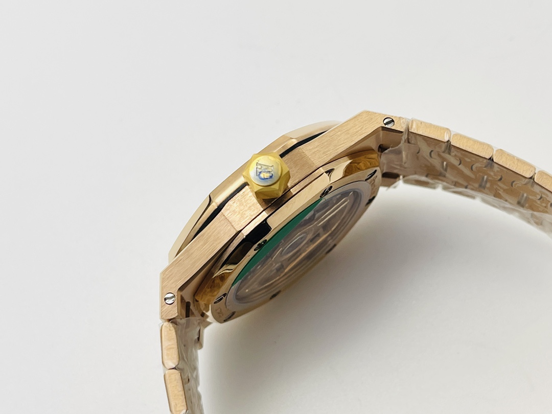 Audemars Piguet A Anniversary Women's Audemars Piguet Royal Oak 37MM Watch!