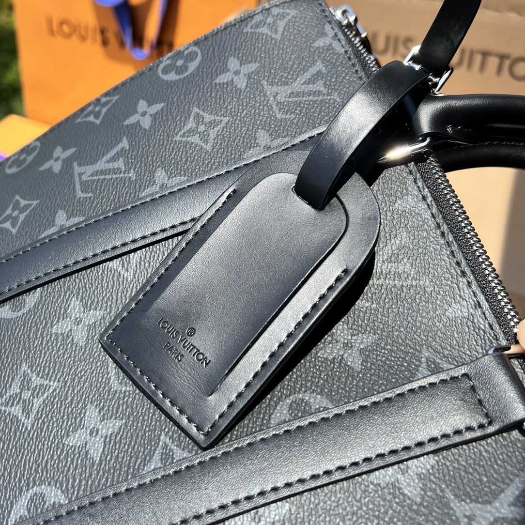 LV164396 men's bag