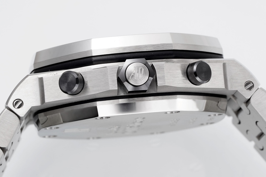 The Audemars Piguet Royal Oak Offshore 26470OR series watch