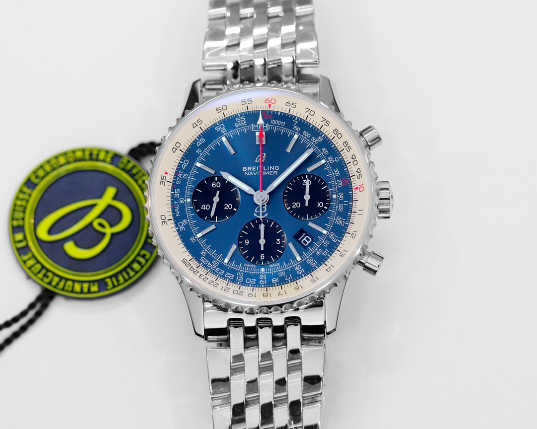 Breitling Navitimer 1 B01 Chronograph.