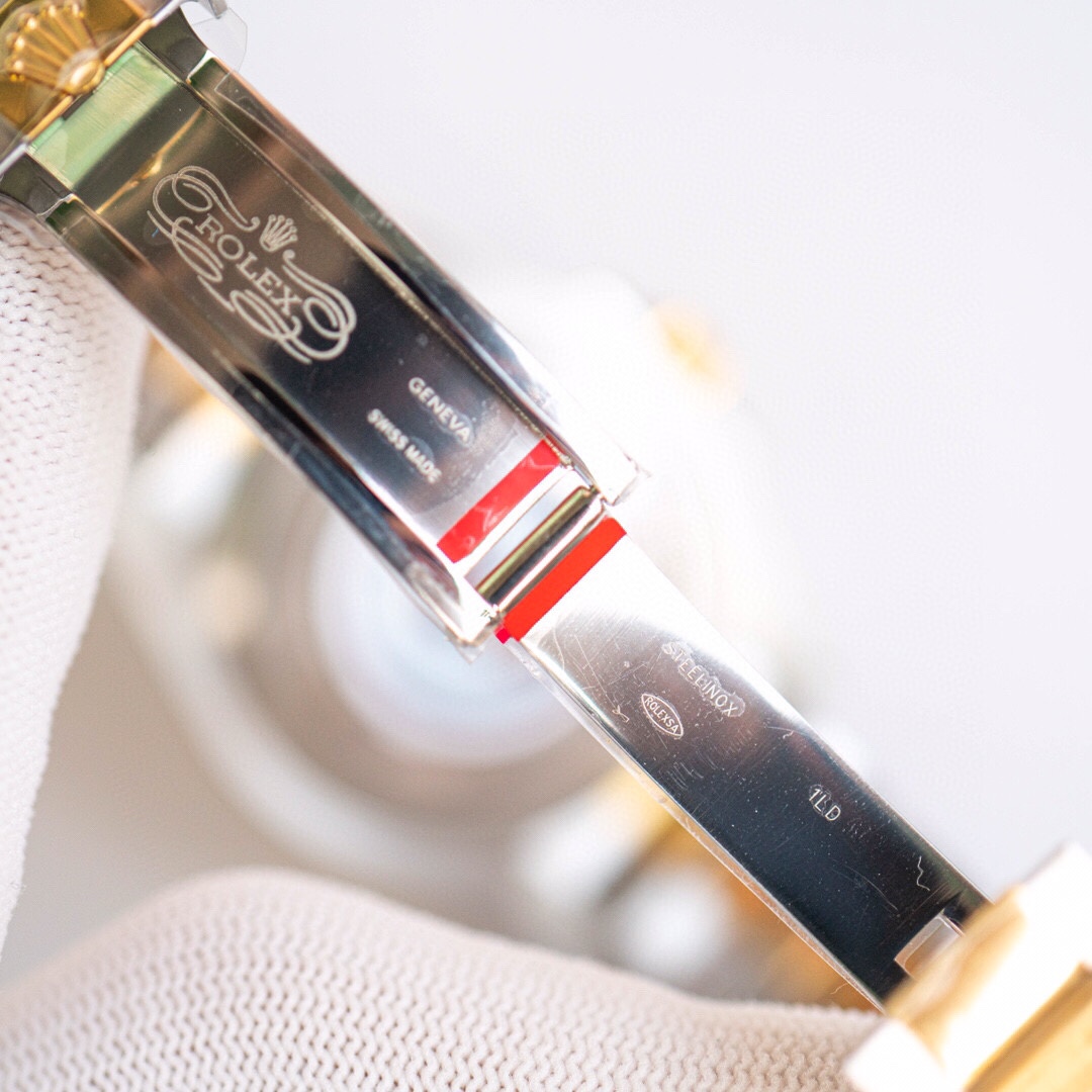 The bezel watch of Rolex Green Water Ghost 116610LV