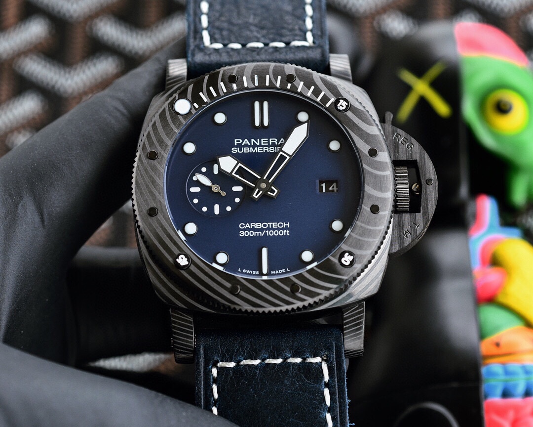 Panerai Submersible Carbotech™ watch, men's 47 mm. Model: PAM1232