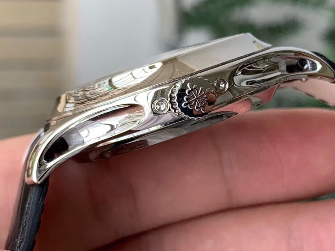 Patek Philippe Patek Philippe 5205G-013 watch