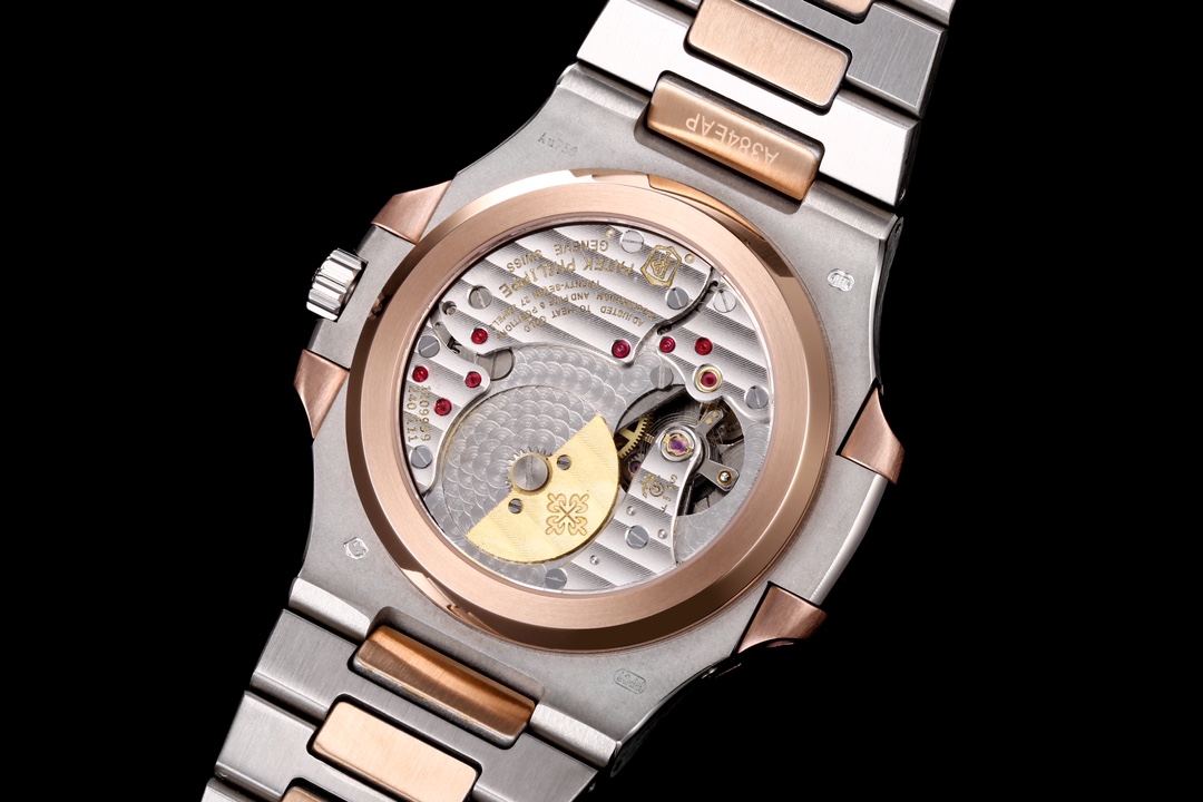 Patek Philippe Nautilus 5712/1A-001 multi-function watch