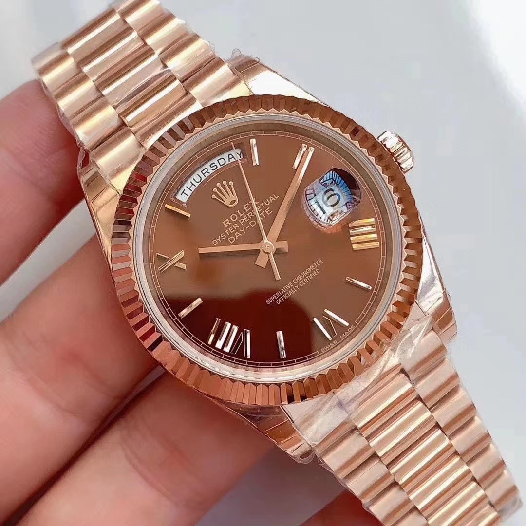 Rolex Datejust, 40mmx13mm in diameter, three beads with