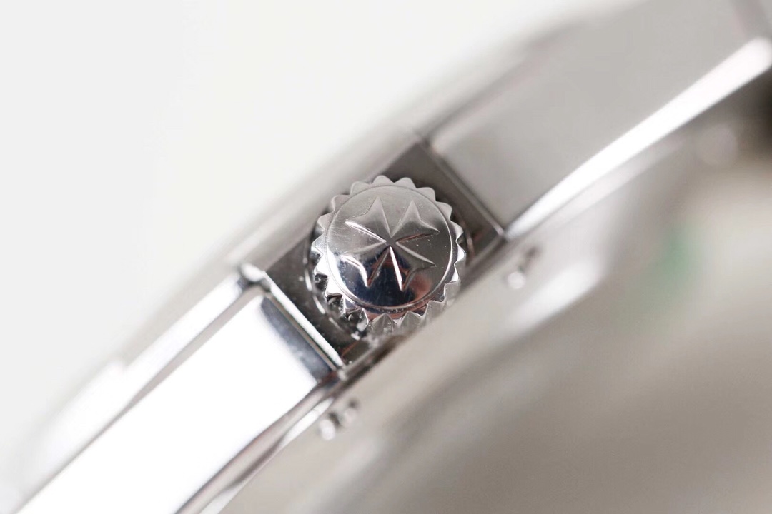 The stainless steel case of the Vacheron Constantin Overseas watch