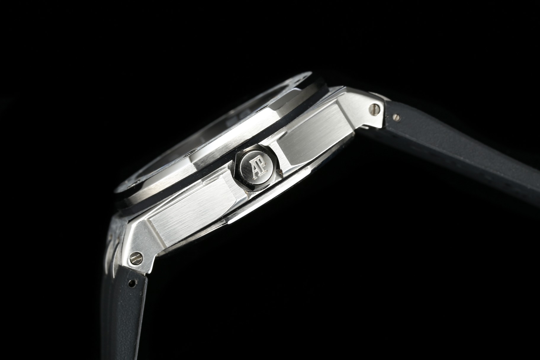 Audemars Piguet steel watch size 42MMX14.1MM!