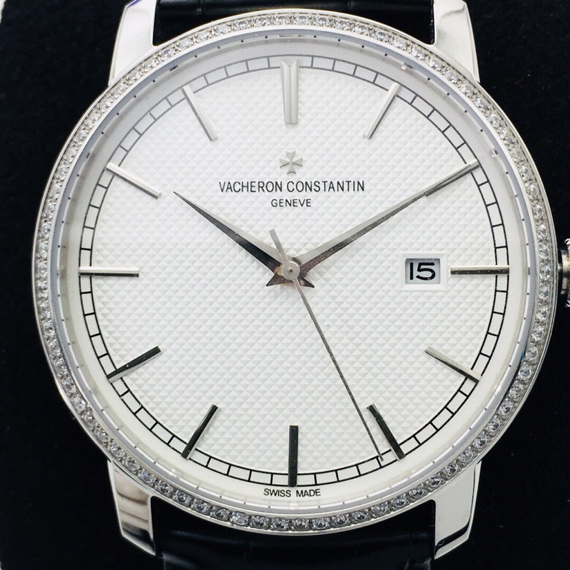 Vacheron Constantin TRADITIONNELLE 85520/000R-9850 men's watch!