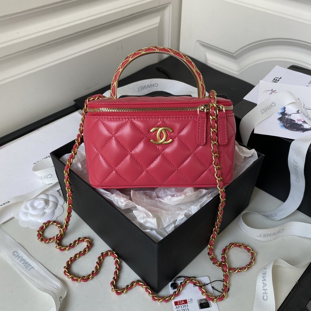 Chanel AP3383 bag