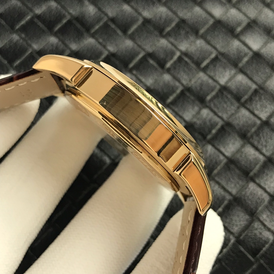 Patek Philippe Complication Chronograph Series 5270