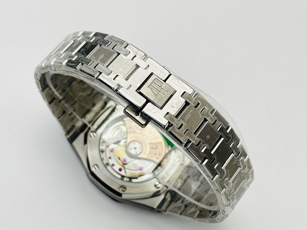 Audemars Piguet A Anniversary Women's Audemars Piguet Royal Oak 37MM Watch!