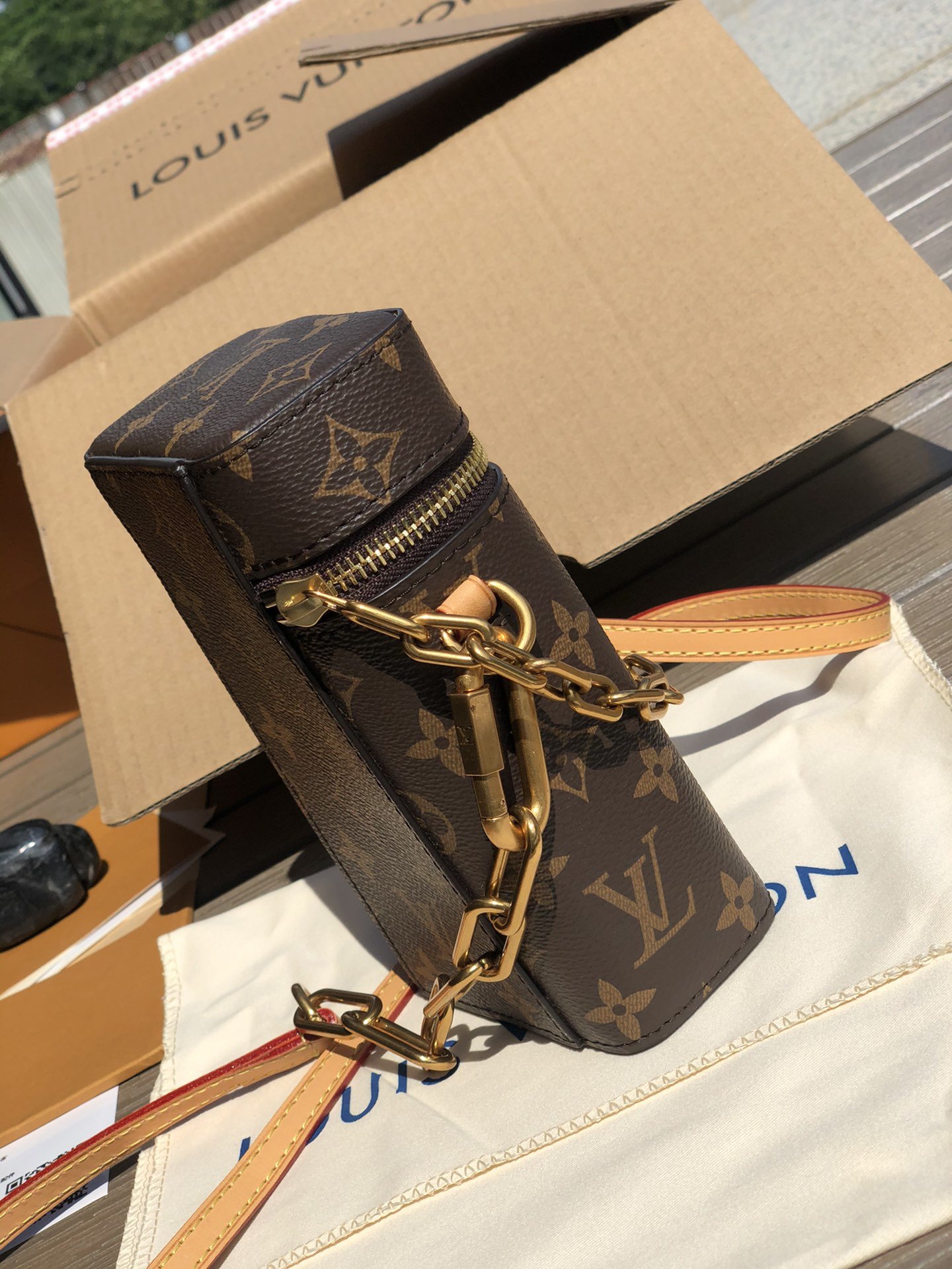 LV163692 bag