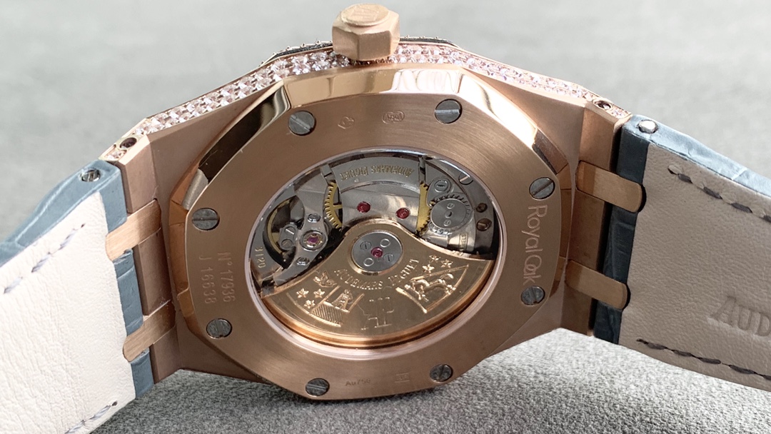 Audemars Piguet Royal Oak series 15402OR.ZZ.D003CR.01 Gypsophila watch.