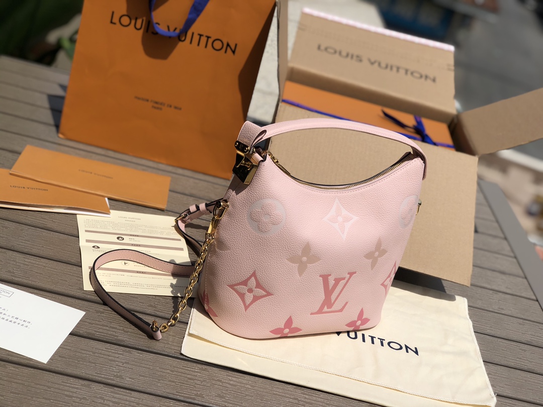 LV164678 bag