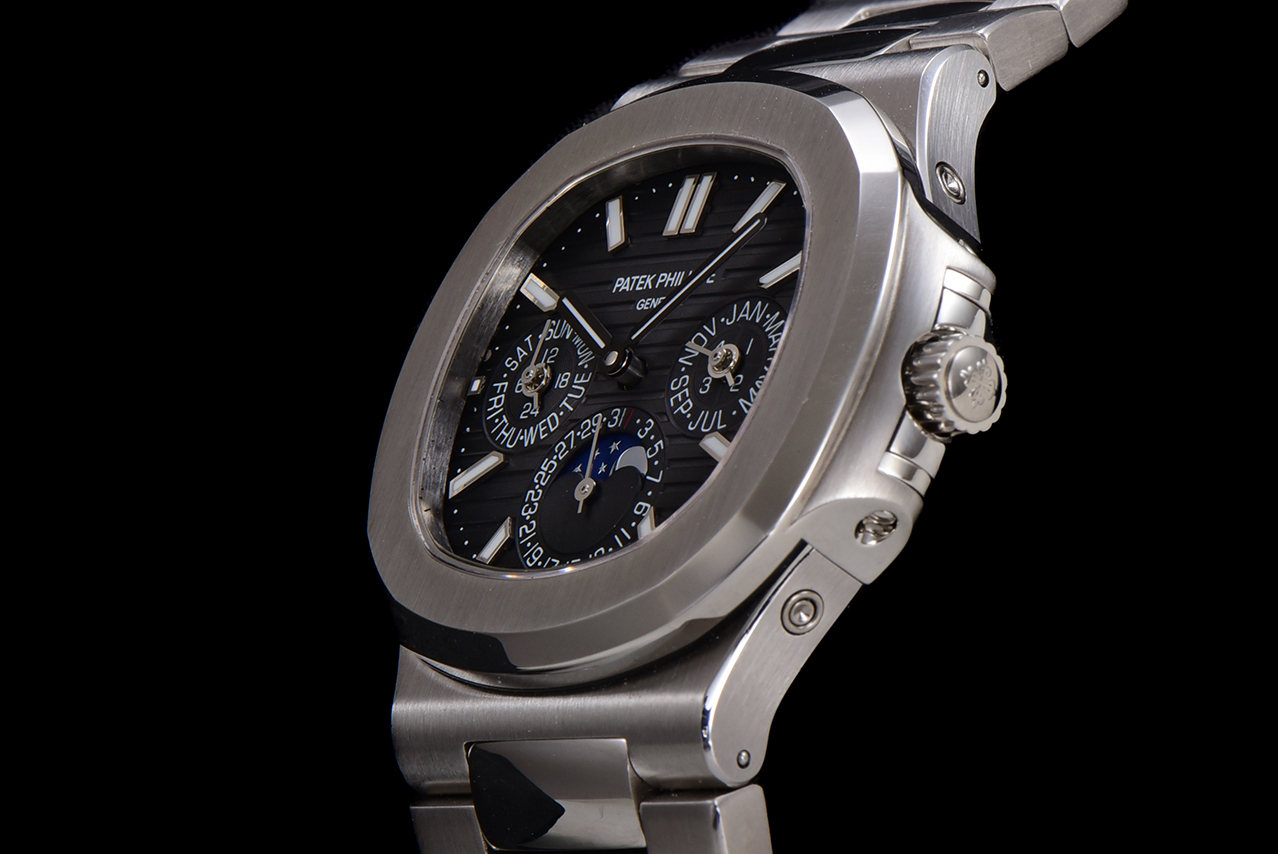 Patek Philippe 5740/1G-001 - the ultra-complex multi-functional Nautilus complex watch