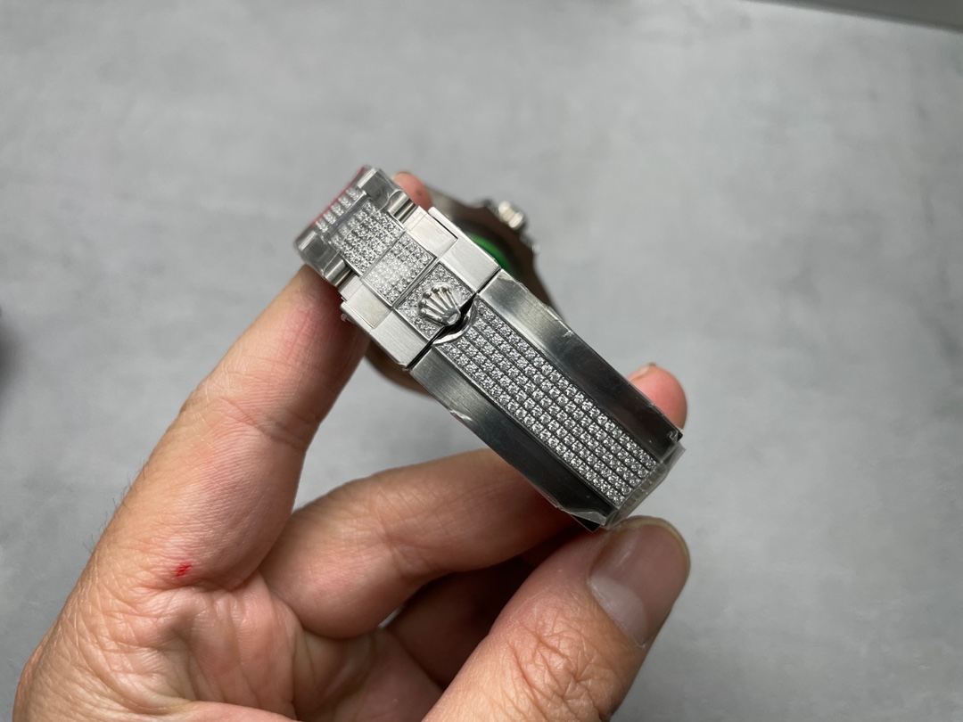 ROF luxury masterpiece, Rolex Submariner rear diamond custom version!