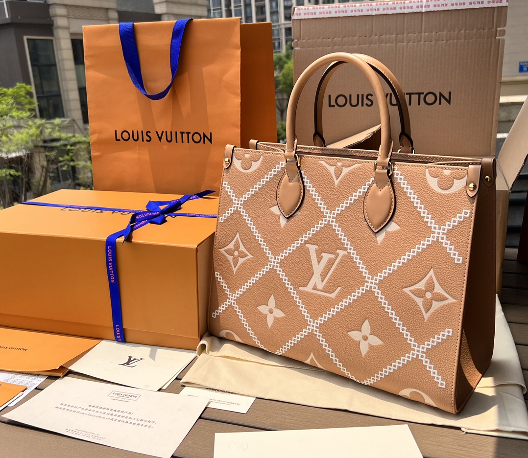 LV 164157 bag