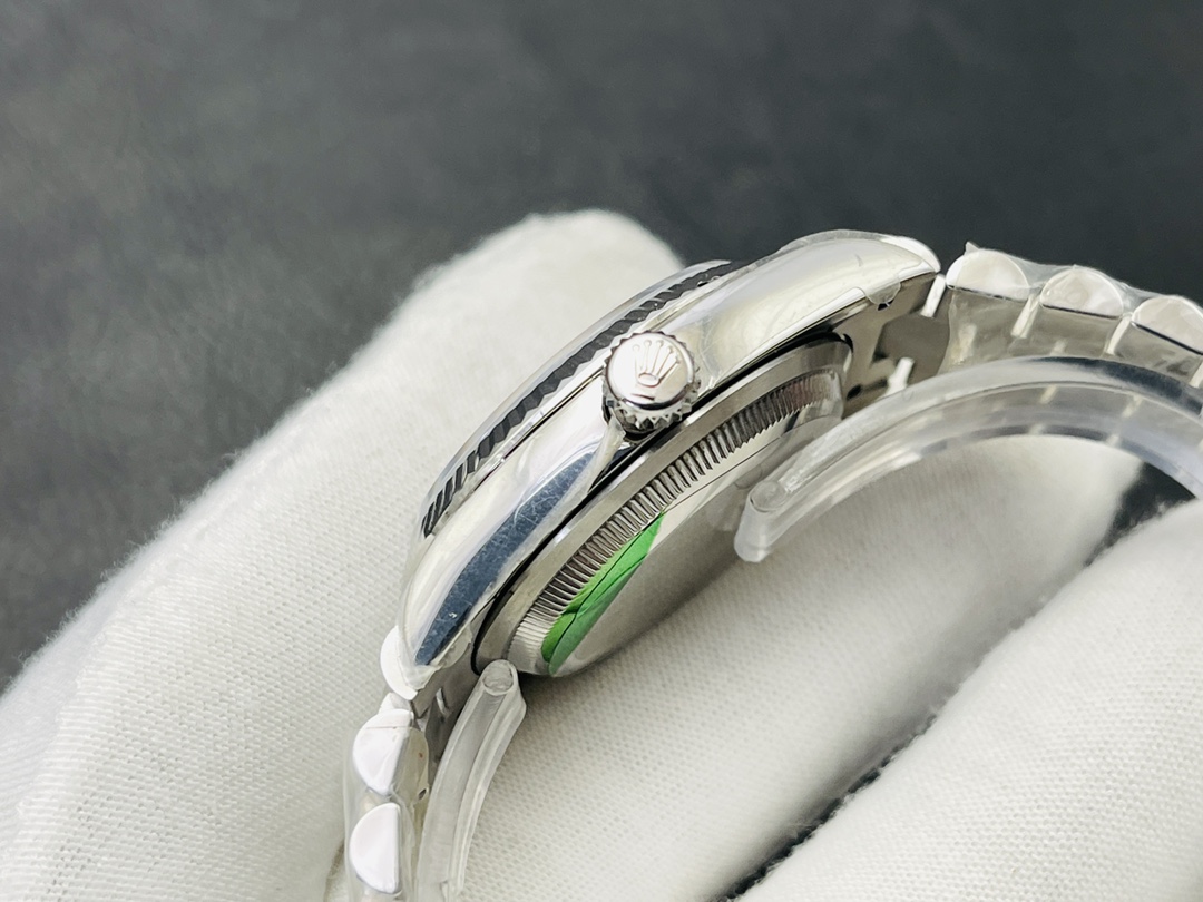 Rolex Day Date 40MM, wonderful details: