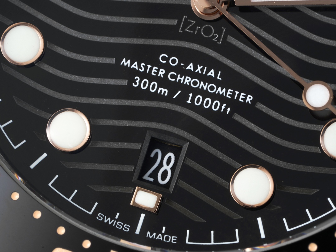 Omega SEAMASTER Seamaster Planet Ocean 210.30.42.20.01.001