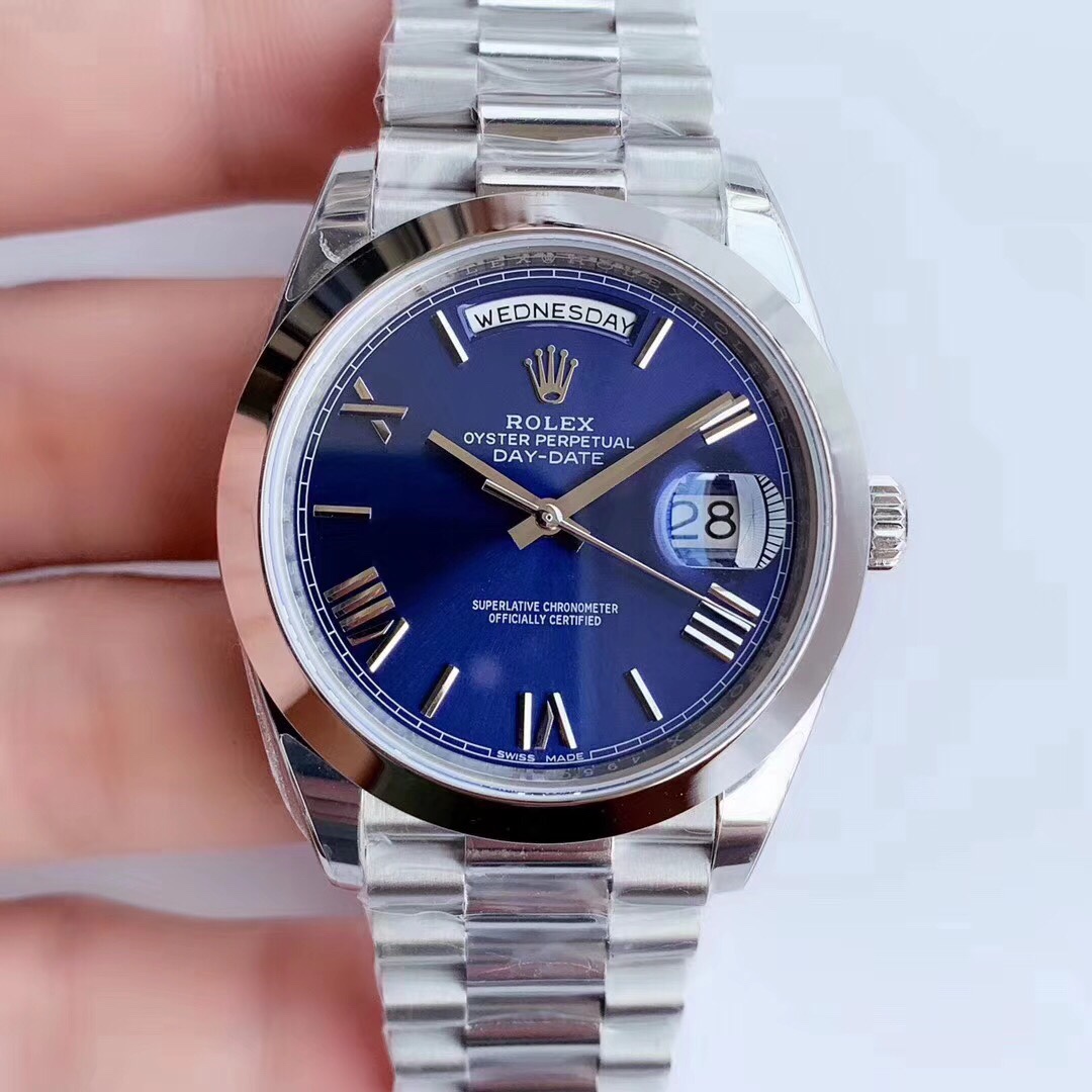 Rolex Datejust, 40mmx13mm in diameter, three beads with
