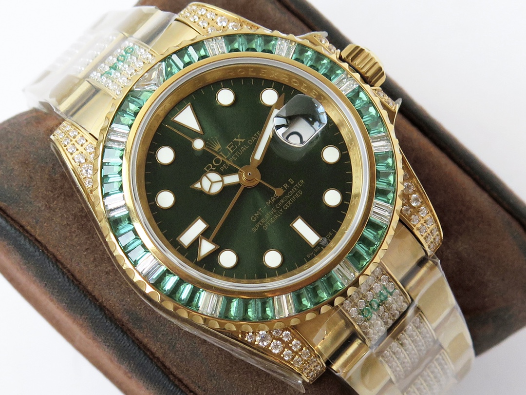 Rolex Greenwich II Custom Edition 116758 SA-78208 Diamond Pavé