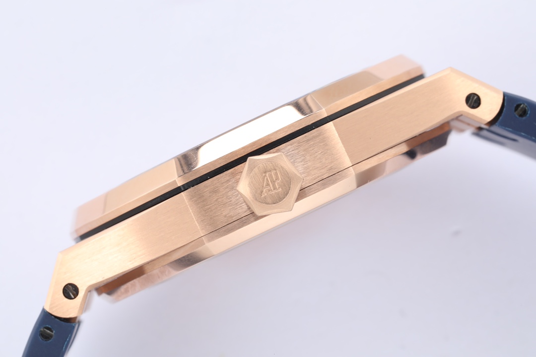 The Audemars Piguet Royal Oak Tourbillon is more comfortable to wear with