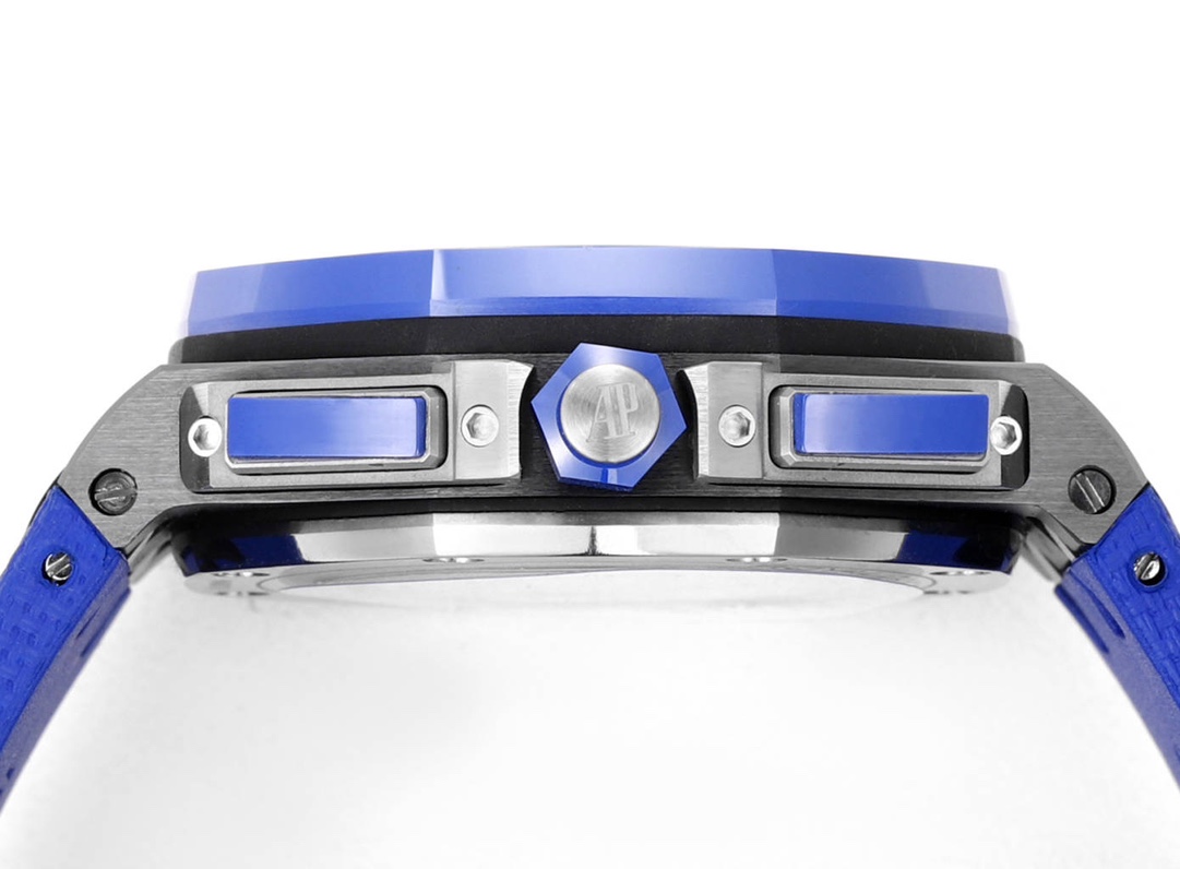 Audemars Piguet Royal Oak Offshore 26238 series 42mm watch