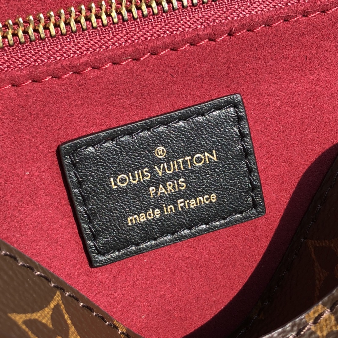 LV164653 bag