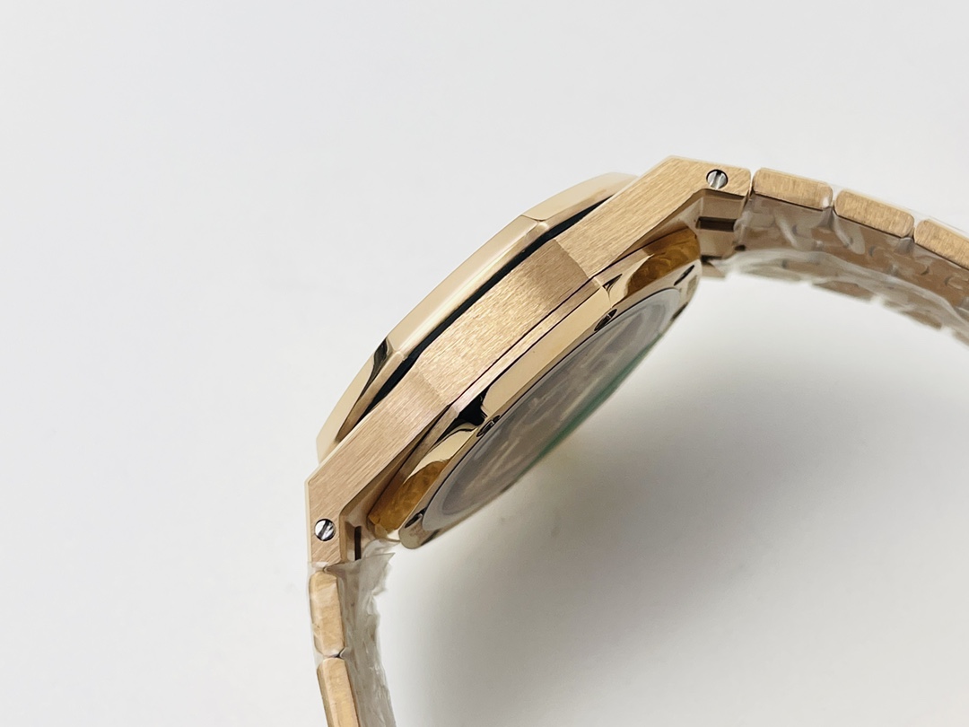 Audemars Piguet A Anniversary Women's Audemars Piguet Royal Oak 37MM Watch!