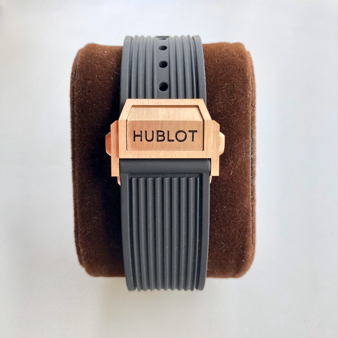 Hublot HUBLOT BIG BANG  411.OX.1180.RX.0904 watch