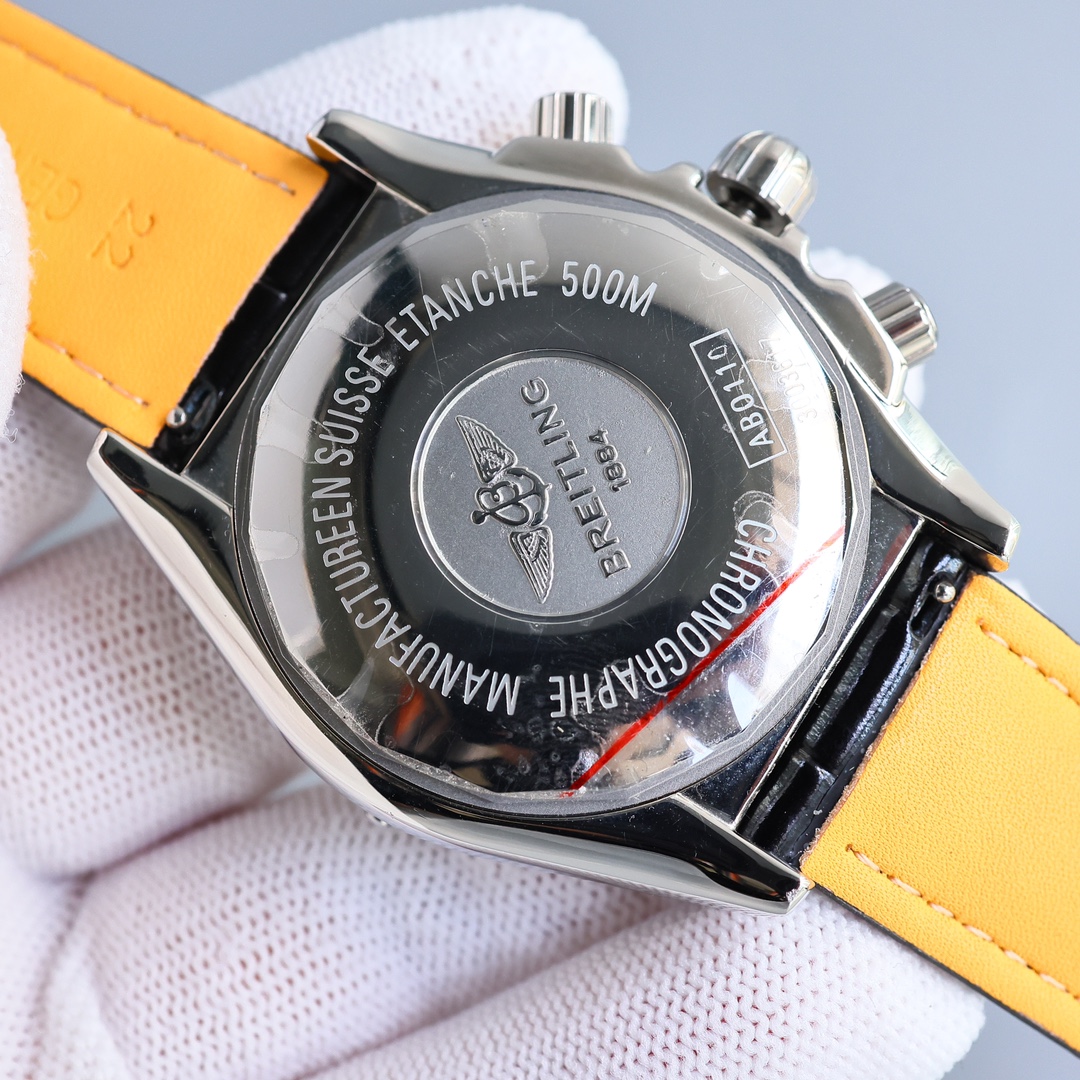 Breitling Avenger B01 Chronograph Watch