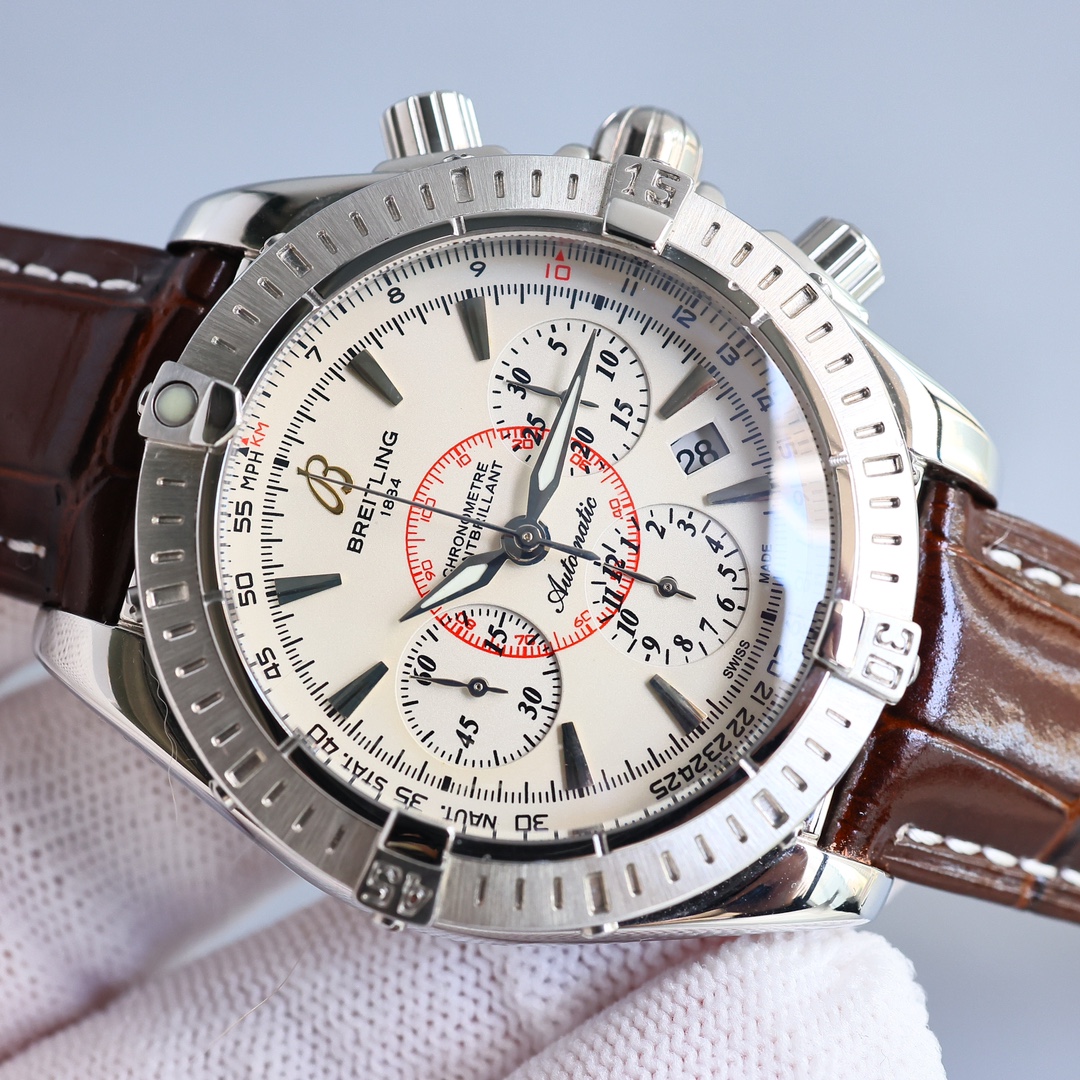 Breitling Avenger B01 Chronograph Watch
