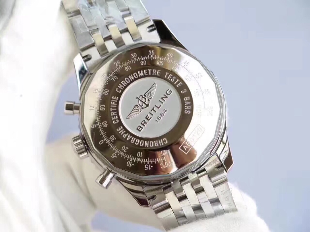 Breitling Navigation Chronograph Series Watch