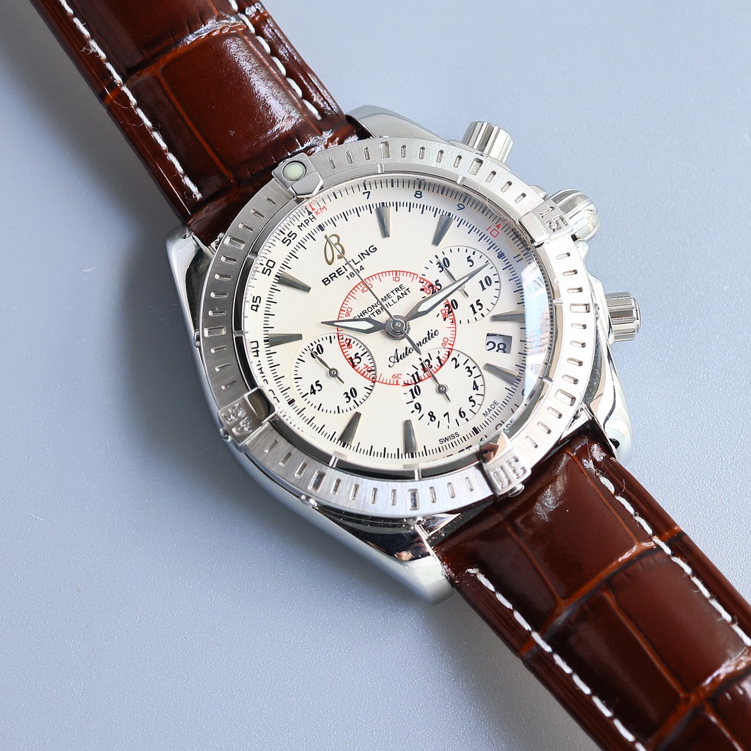 Breitling Avenger B01 Chronograph Watch