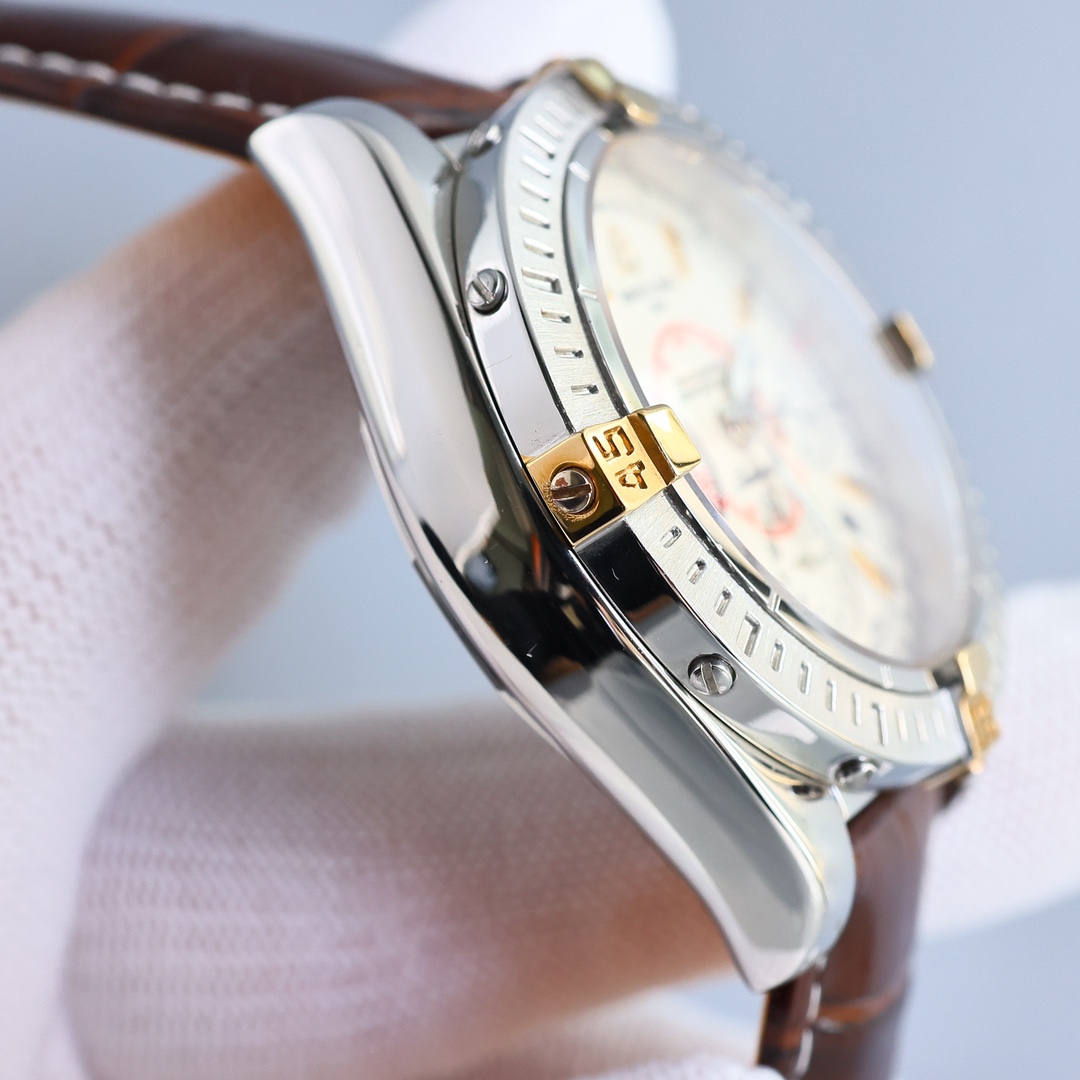 Breitling Avenger B01 Chronograph Watch