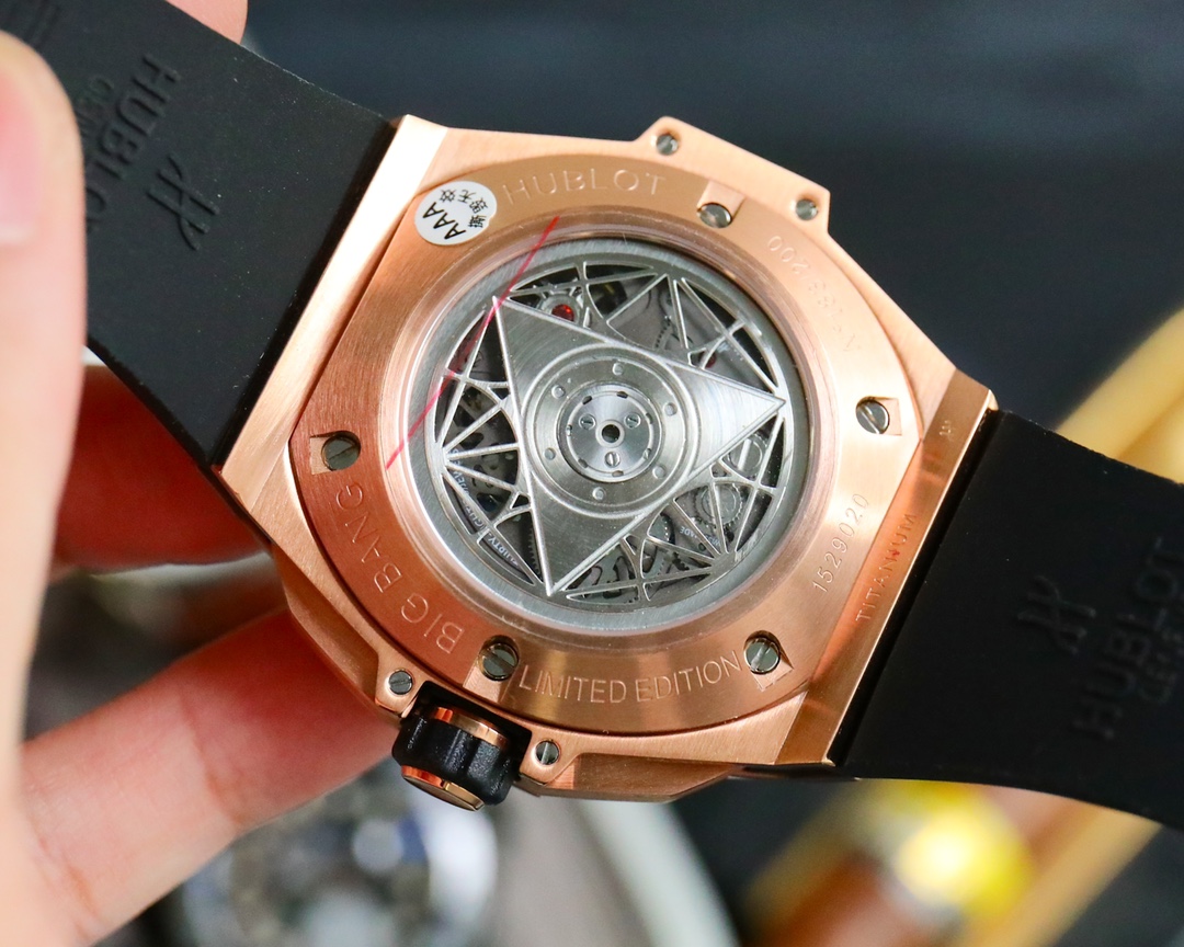 Hublot Big Bang Sang Bleu II Tattoo Second Generation Watch