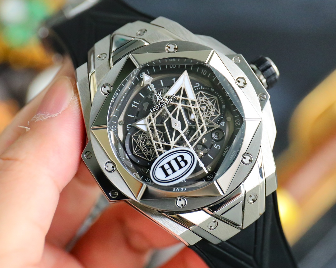Hublot Big Bang Sang Bleu II Tattoo Second Generation Watch