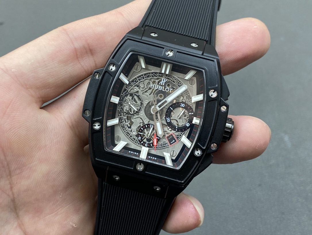 Hublot launches a new Spirit of Big Bang limited edition watch