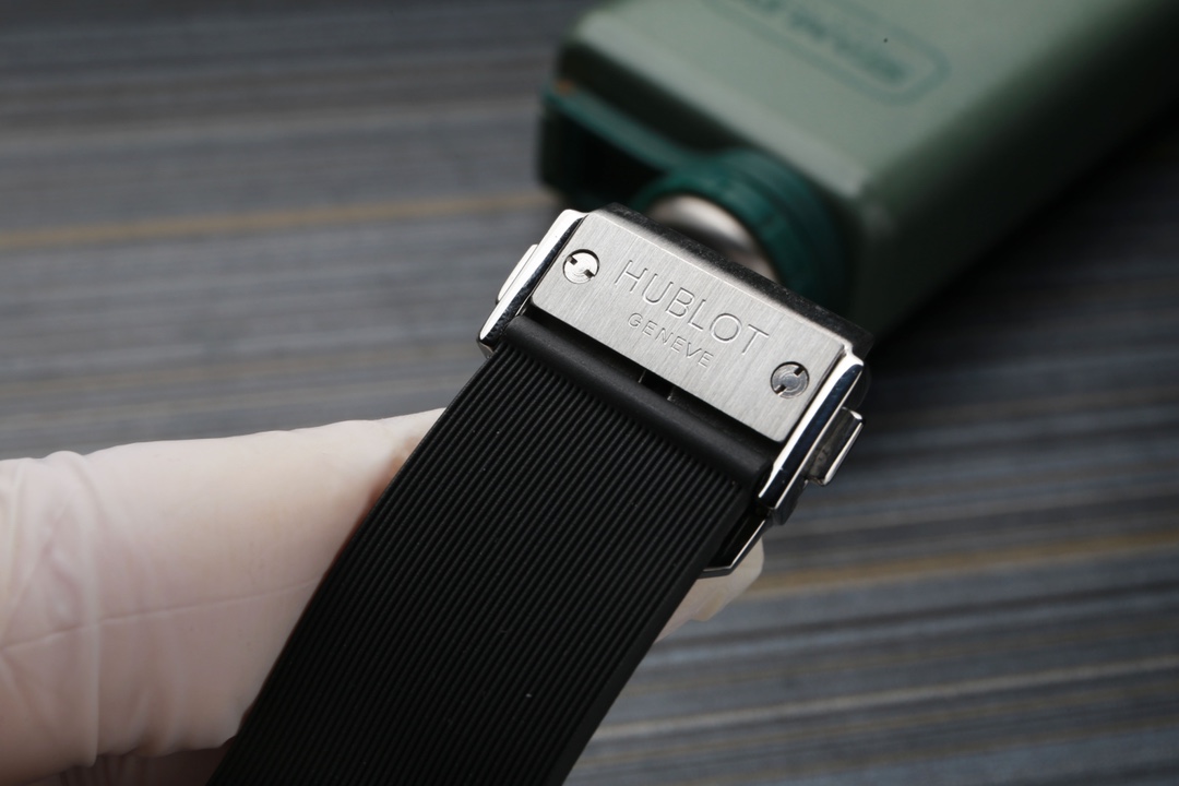 Hublot-HUBLOT luxury diamond-filled case/fashionable hollow dial