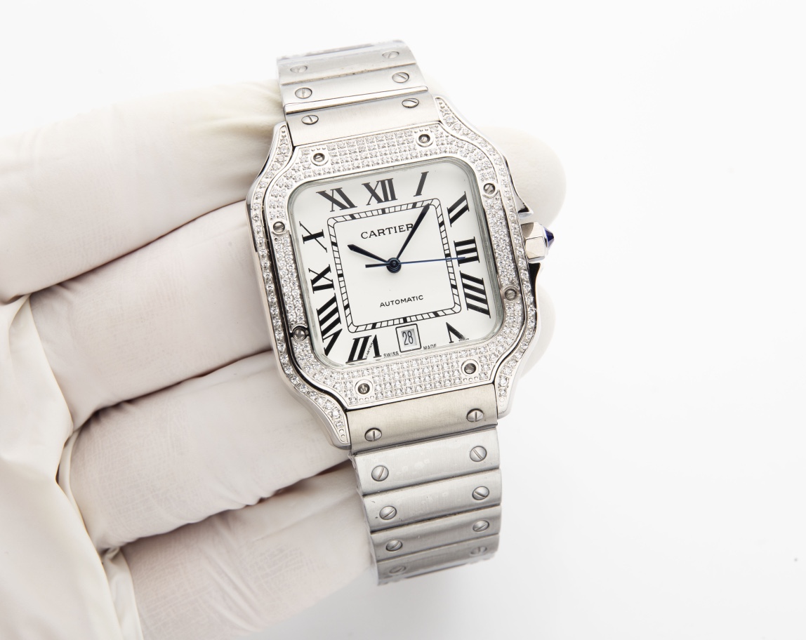 Santos, one of Dia's most classic series